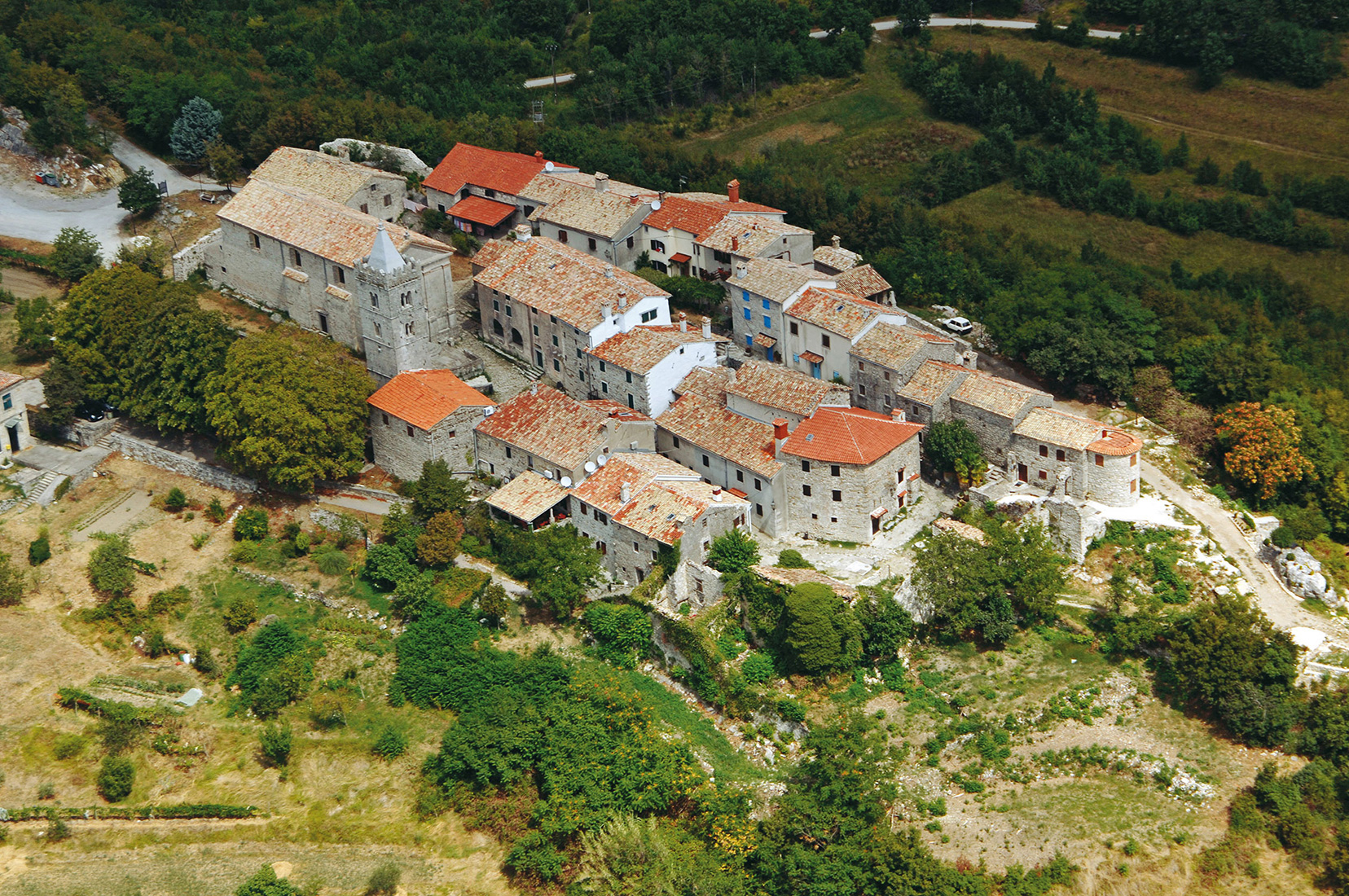 hum karta istra Kaštel u Humu   Istria Culture hum karta istra